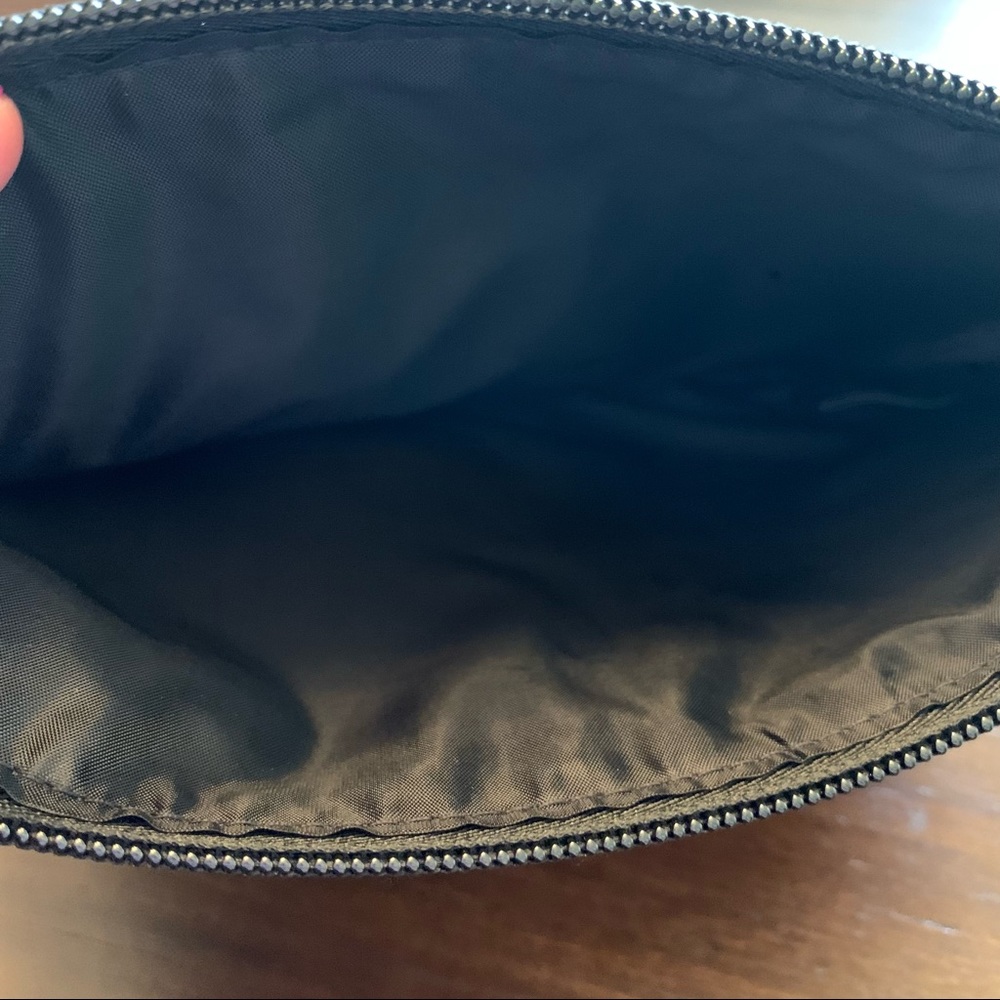 Victoria’s Secret Sequins Canvas Wristlet Clutch - Picture 3 of 4